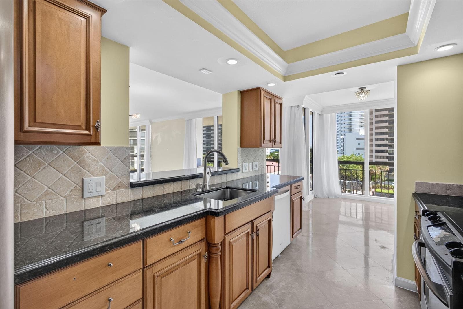 4000 N Ocean Drive 403 photo 21