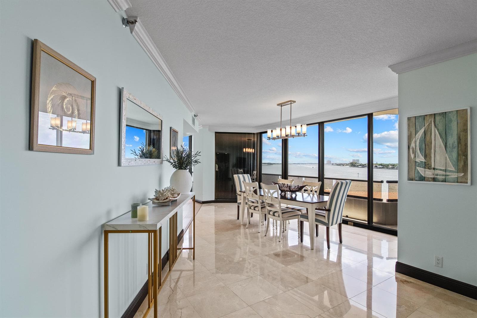 100 Lakeshore Drive 458 photo 6