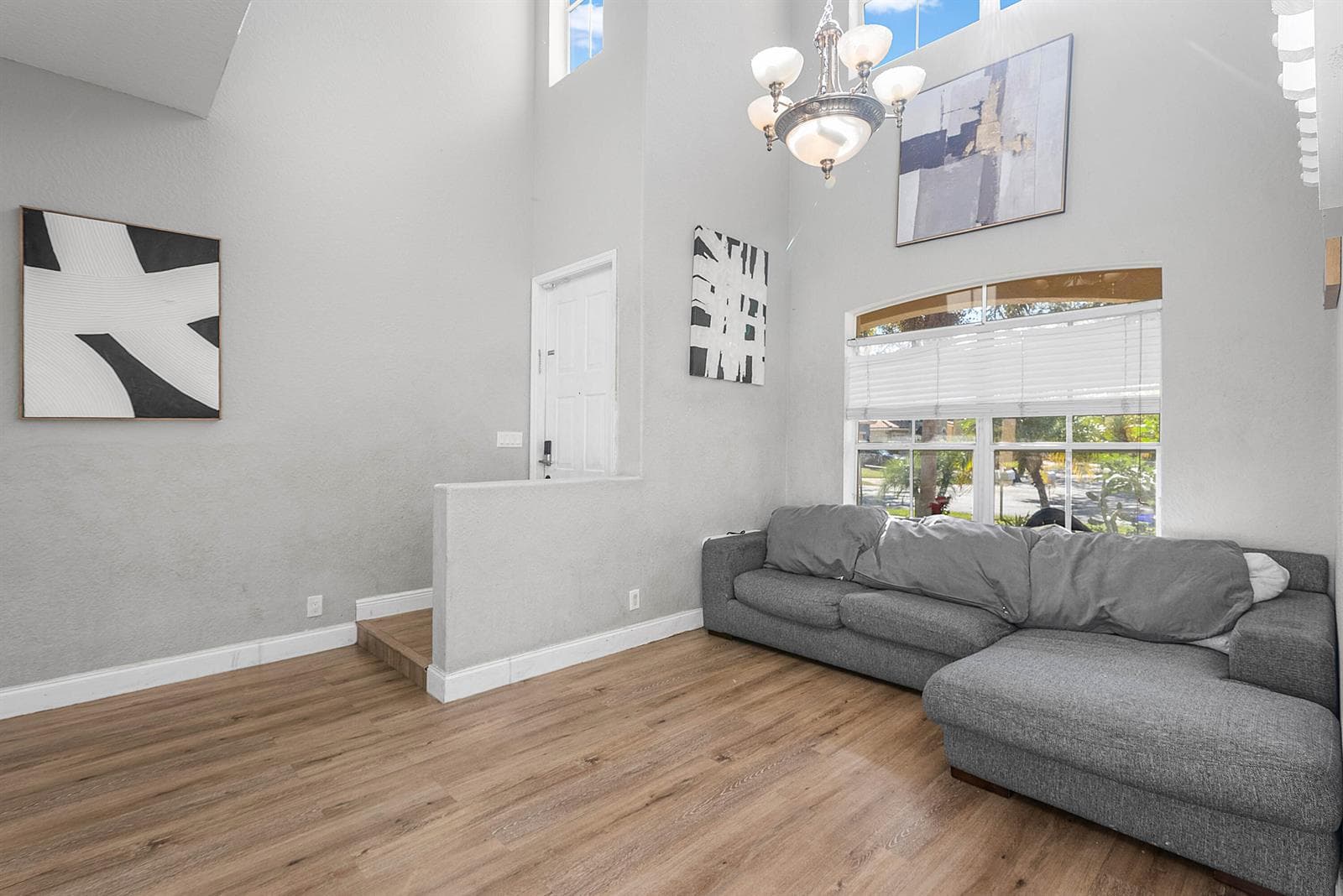 5041 Massy Drive photo 6