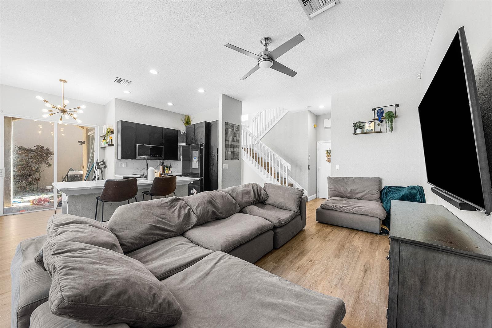 5041 Massy Drive photo 13