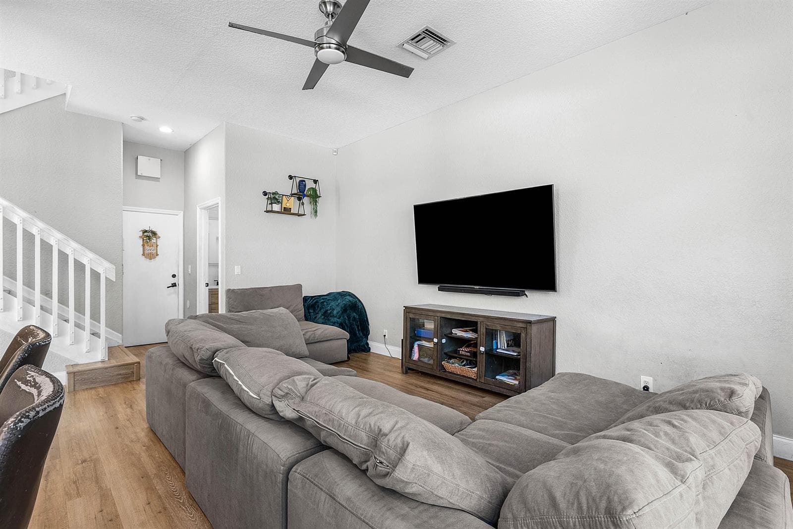 5041 Massy Drive photo 12