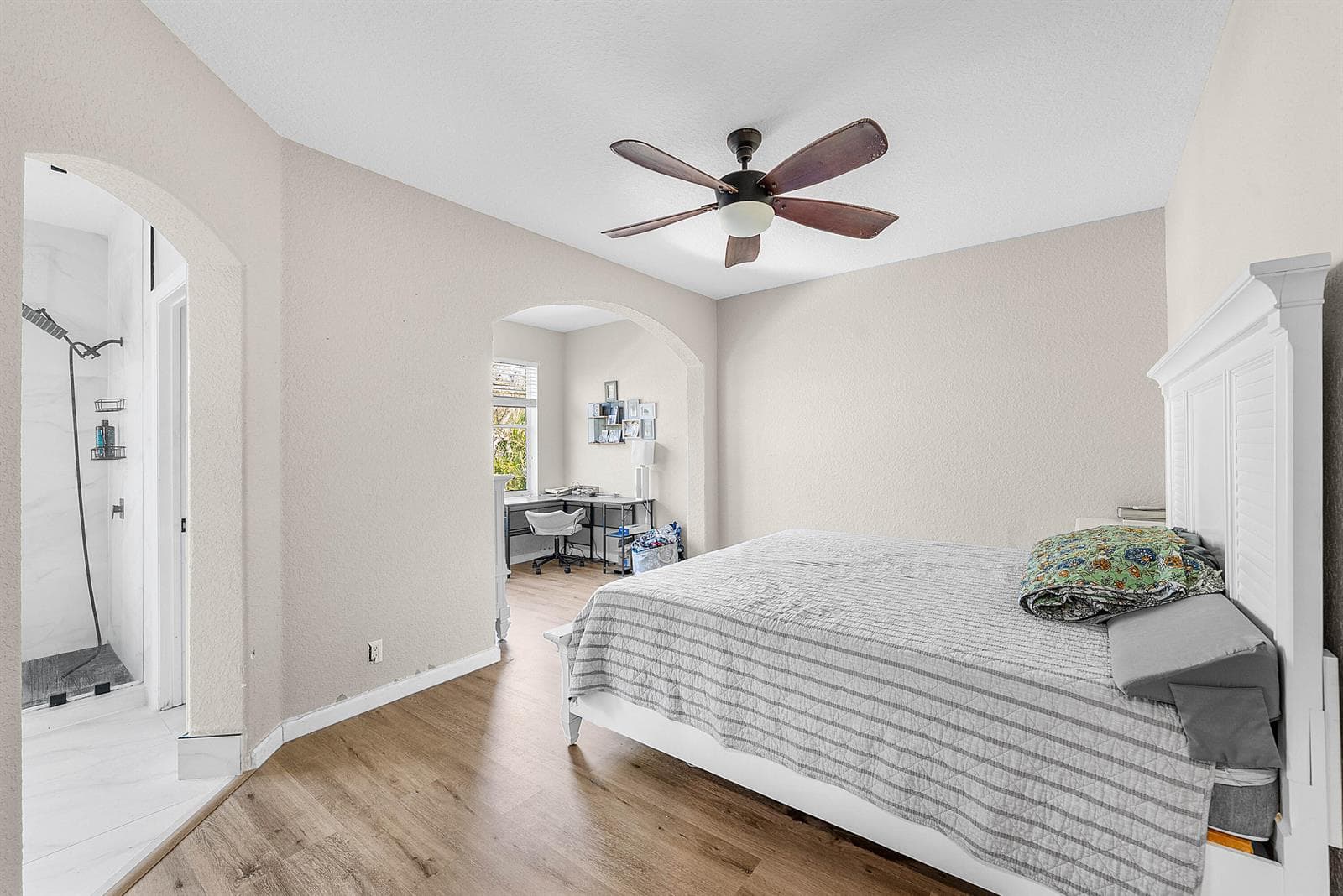 5041 Massy Drive photo 22