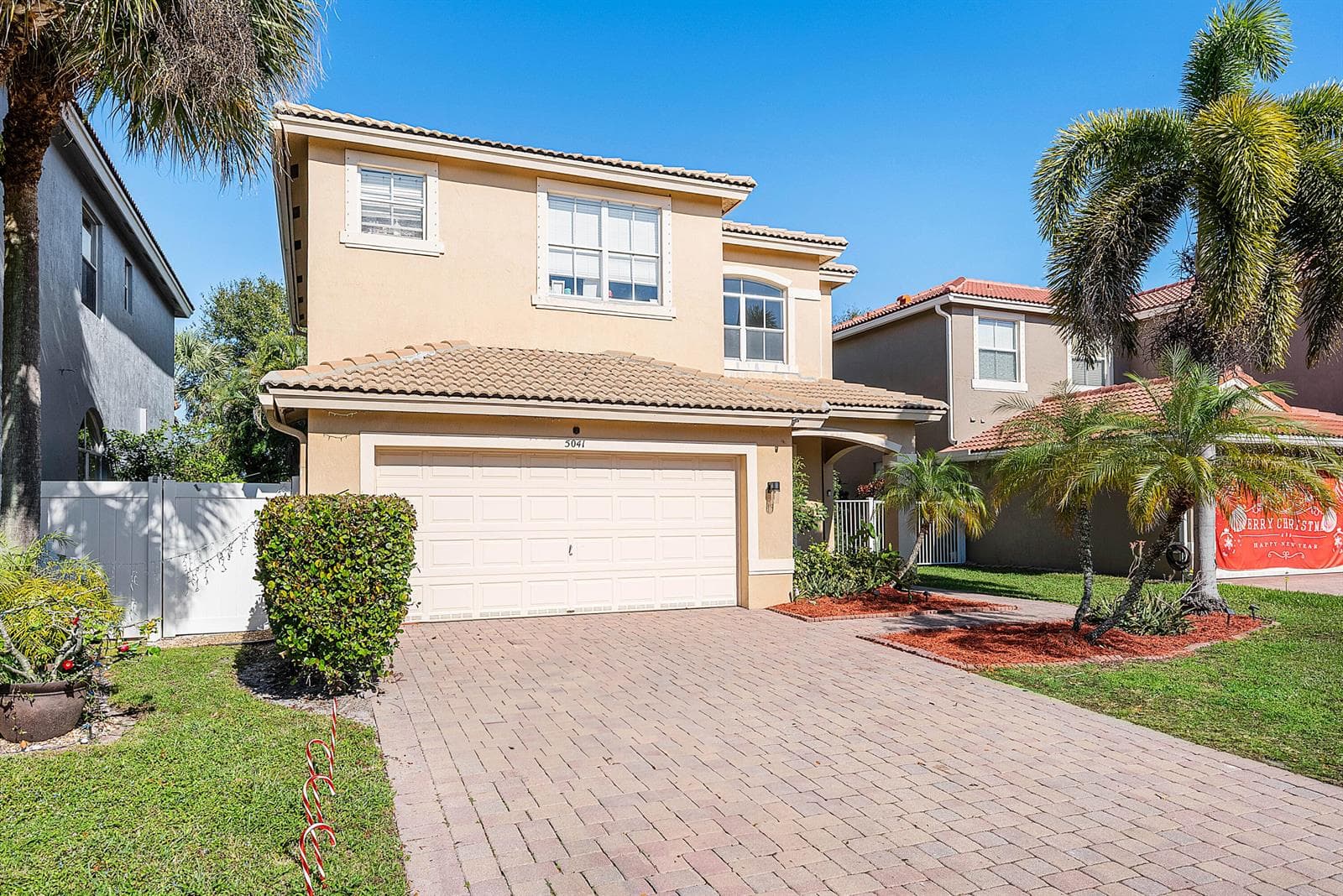 5041 Massy Drive photo 3