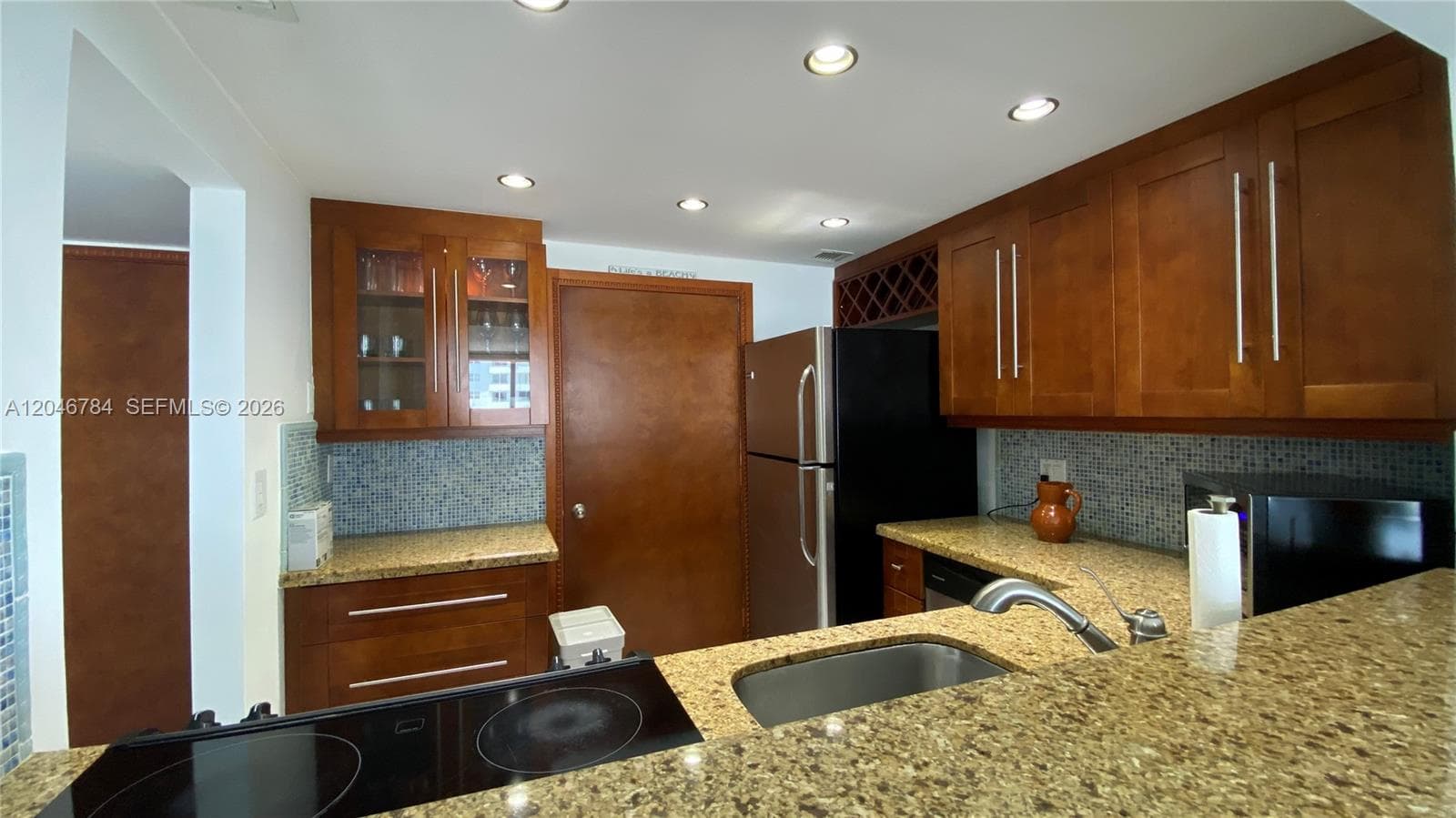 401 Ocean Dr 722 photo 19