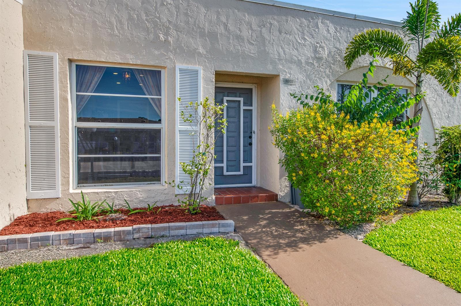 8932 Warwick Drive 419 photo 7