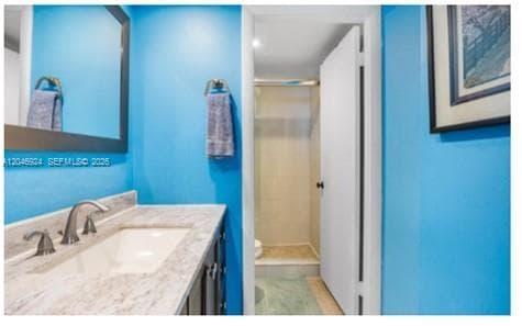 6039 Collins Ave 619 photo 17