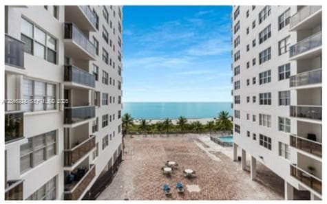 6039 Collins Ave 619 photo 20