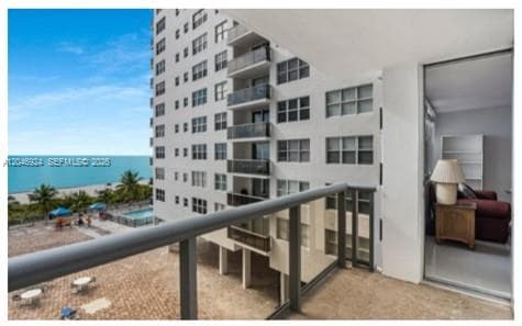 6039 Collins Ave 619 photo 19