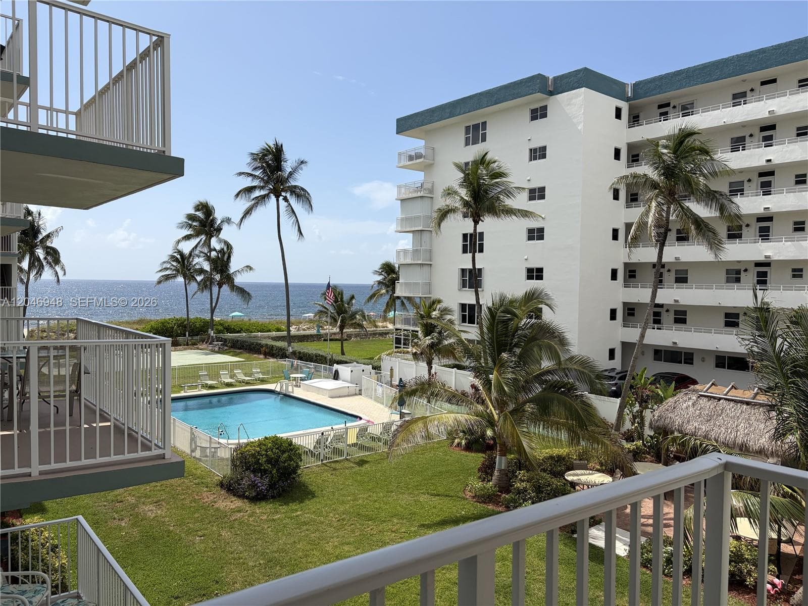 1750 S Ocean Blvd 304E photo 2