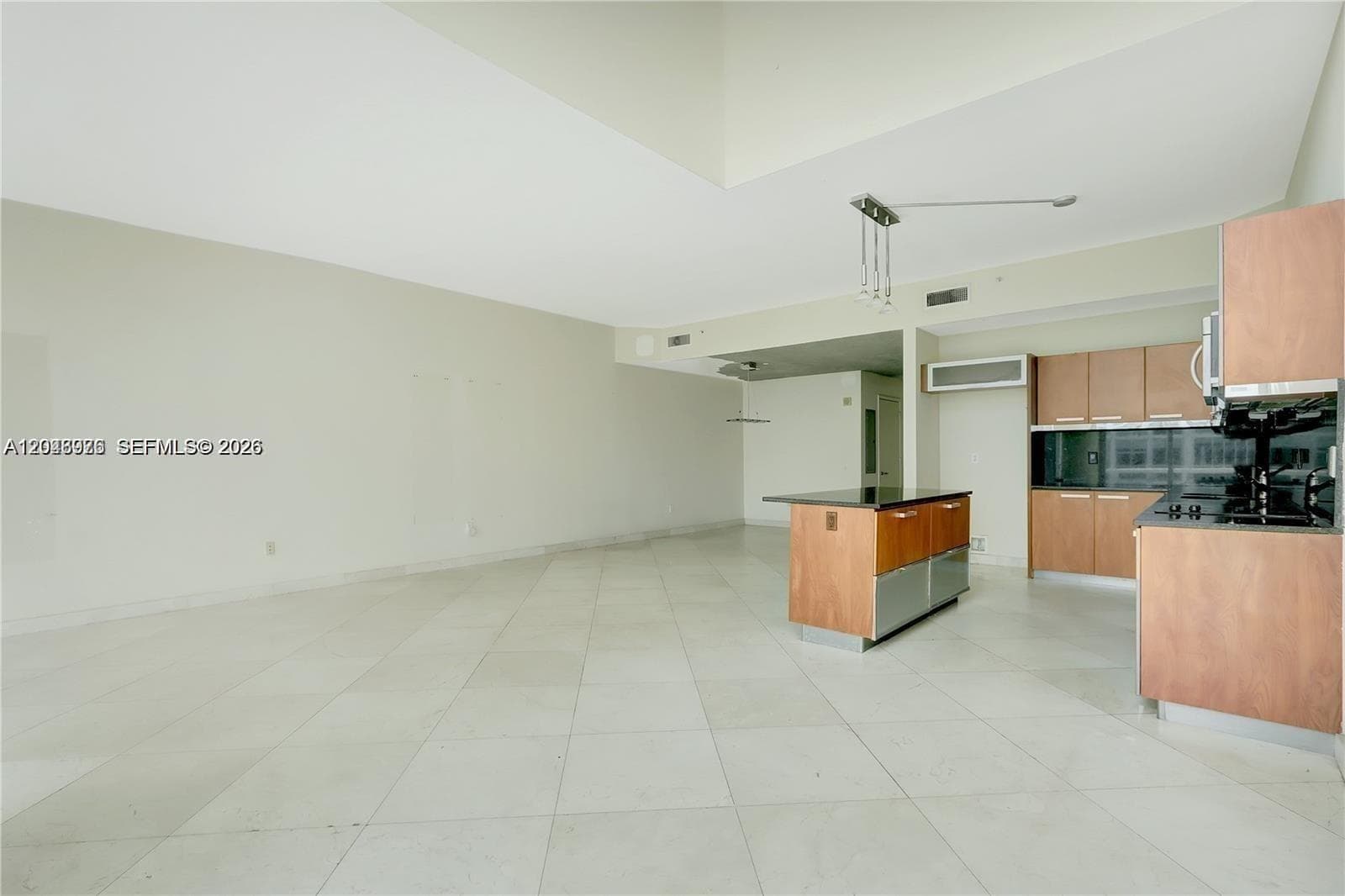 3131 NE 188th St 1-1205 photo 5