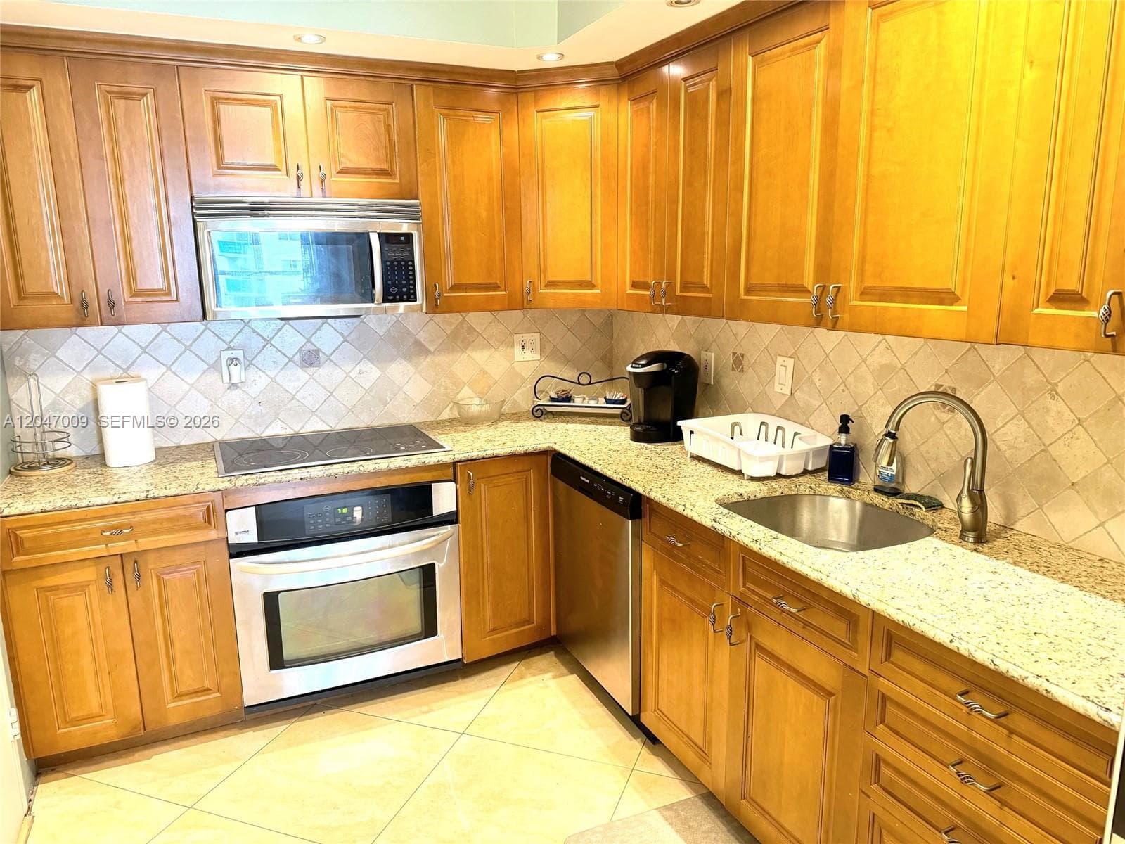 3901 S Ocean Dr 7O photo 9