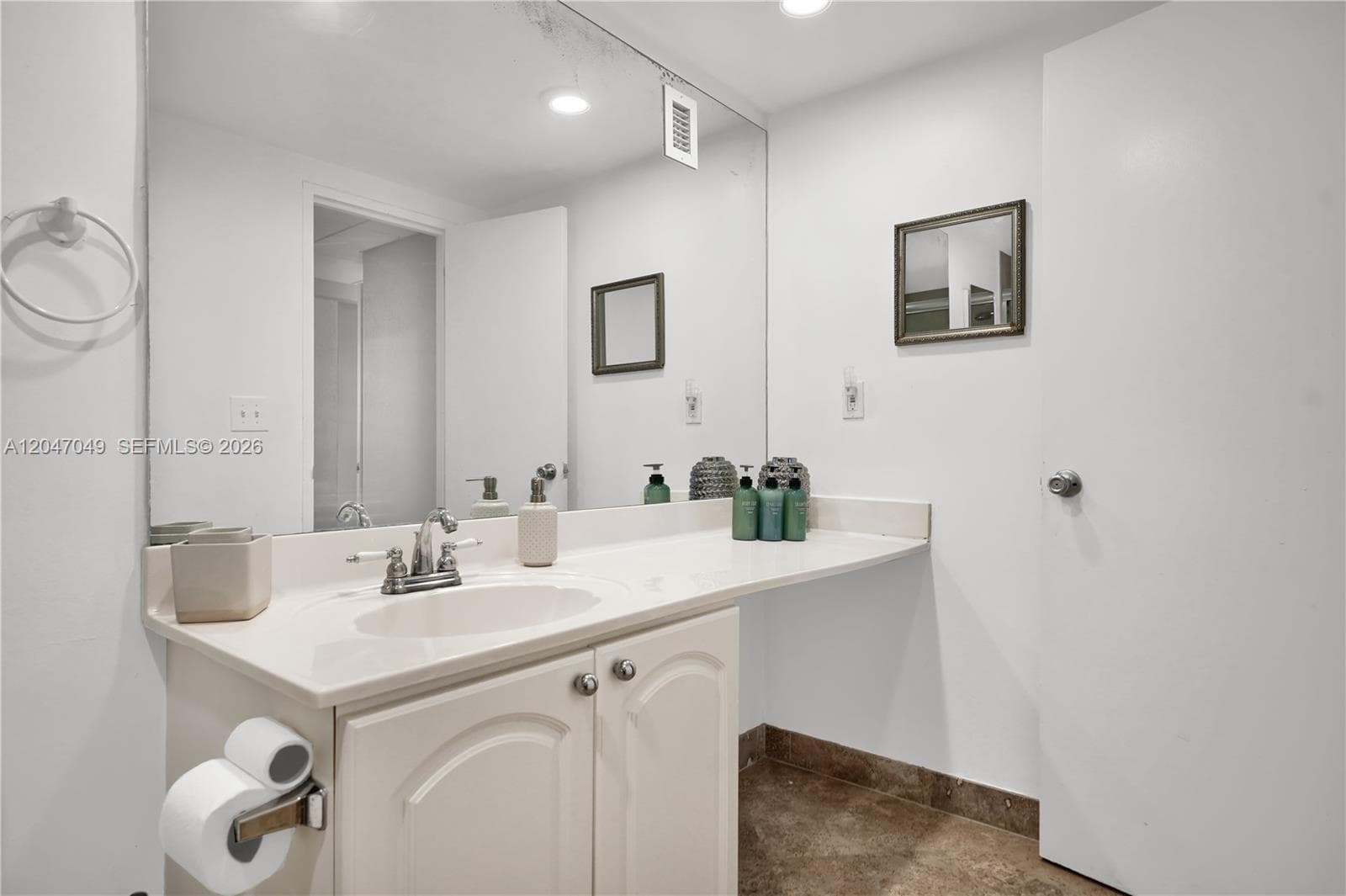 4001 S Ocean Dr 11M photo 14