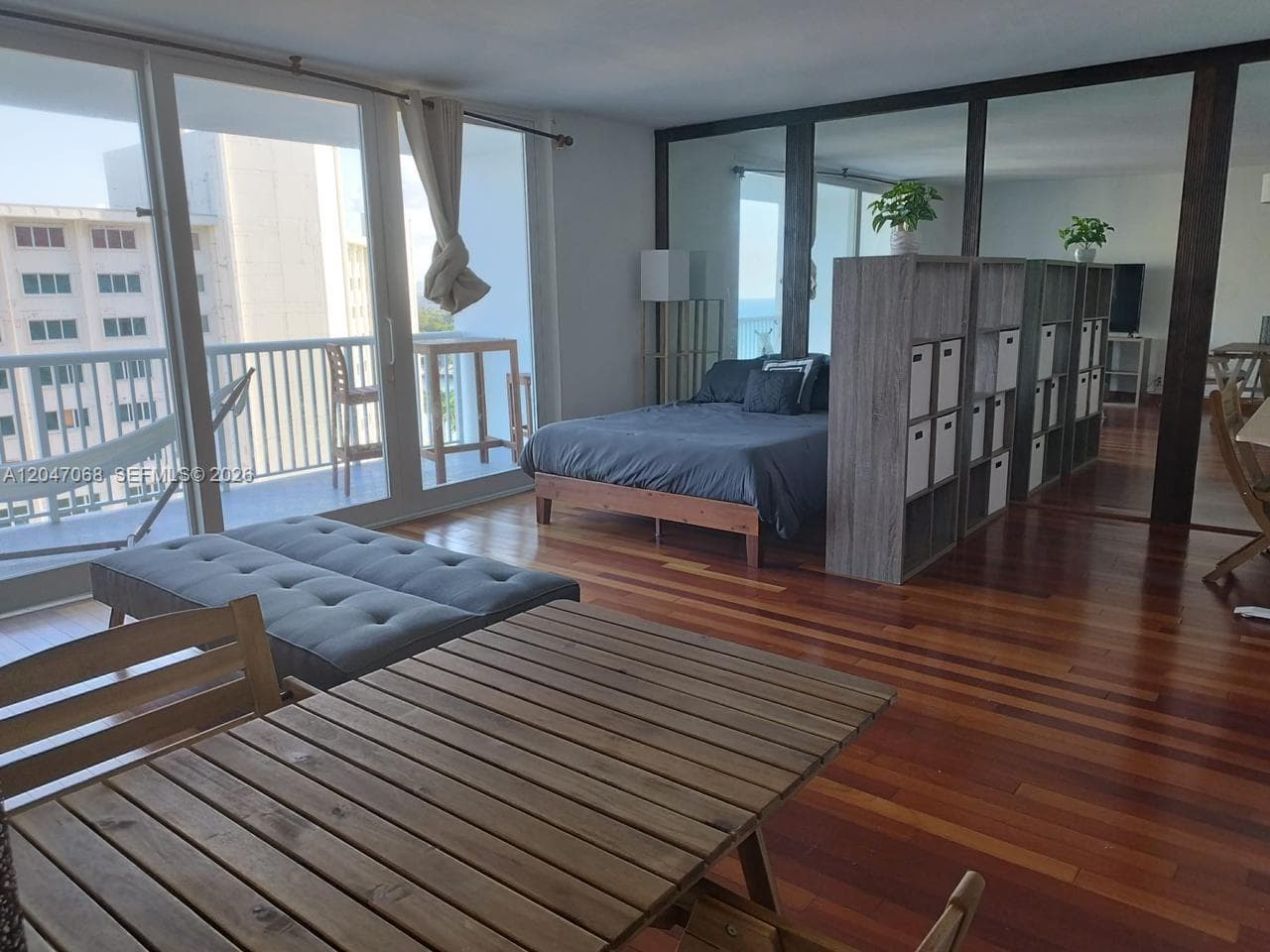 5401 Collins Ave 1110 photo 13