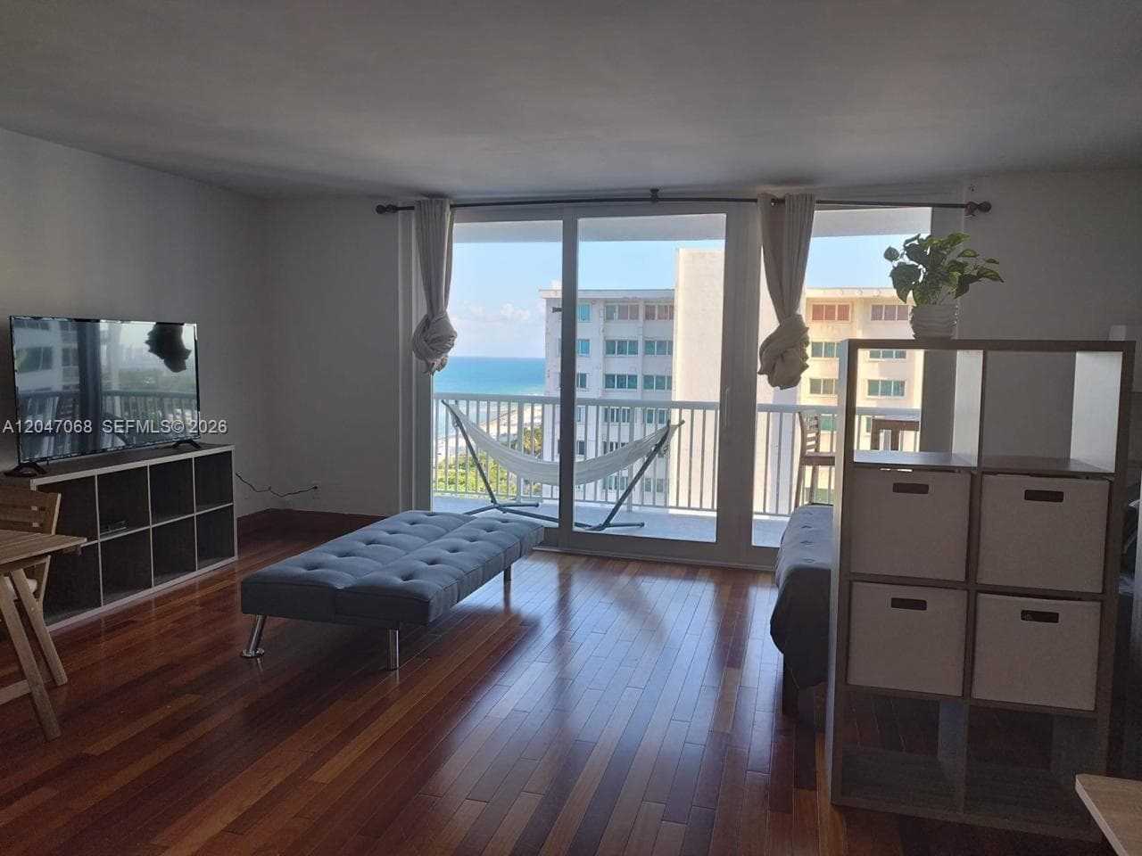 5401 Collins Ave 1110 photo 16