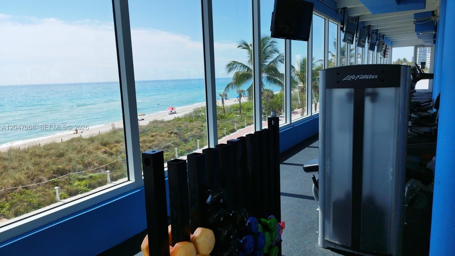 5401 Collins Ave 1110 photo 8