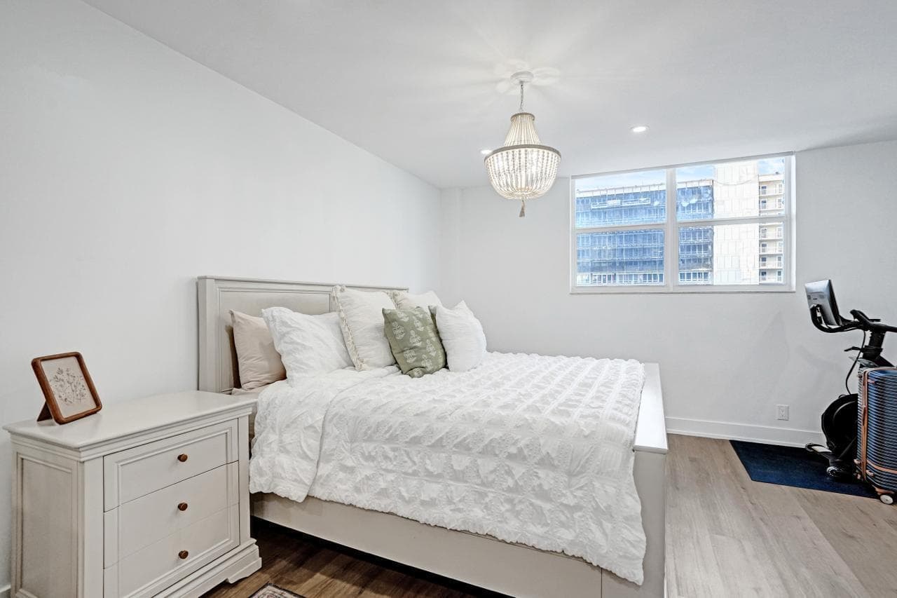 4250 Galt Ocean Drive 9m photo 17