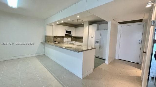 6450 Collins Ave 1106 photo 4