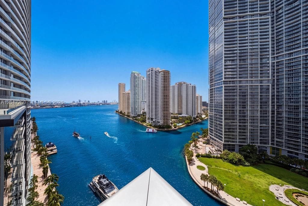 200 Biscayne Boulevard Way 5110 photo 2