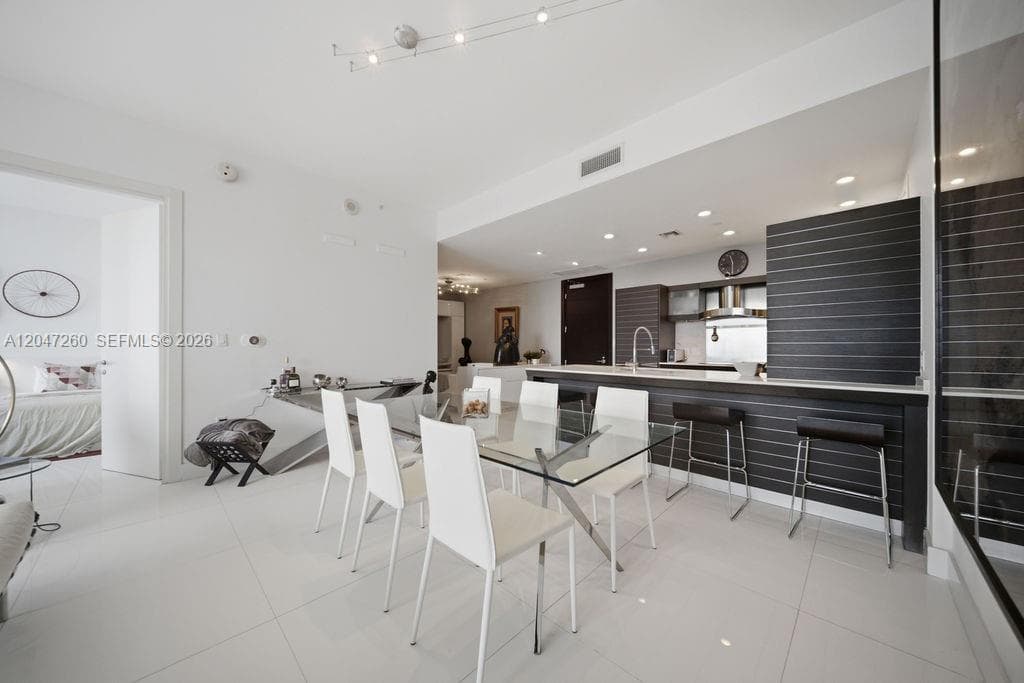 200 Biscayne Boulevard Way 5110 photo 12