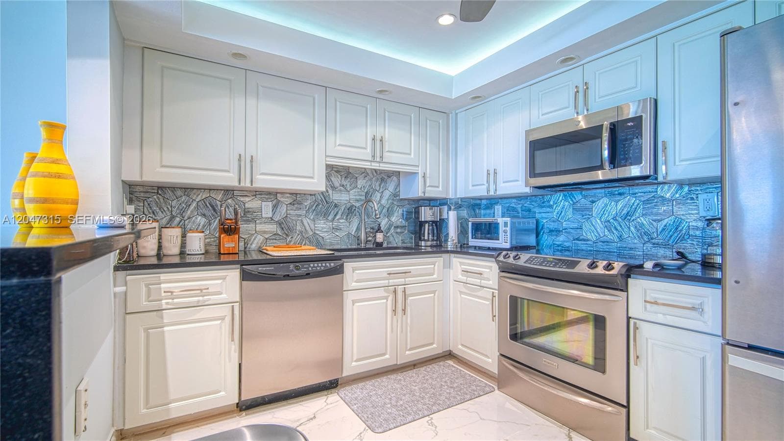 3550 Galt Ocean Dr 1808 photo 8