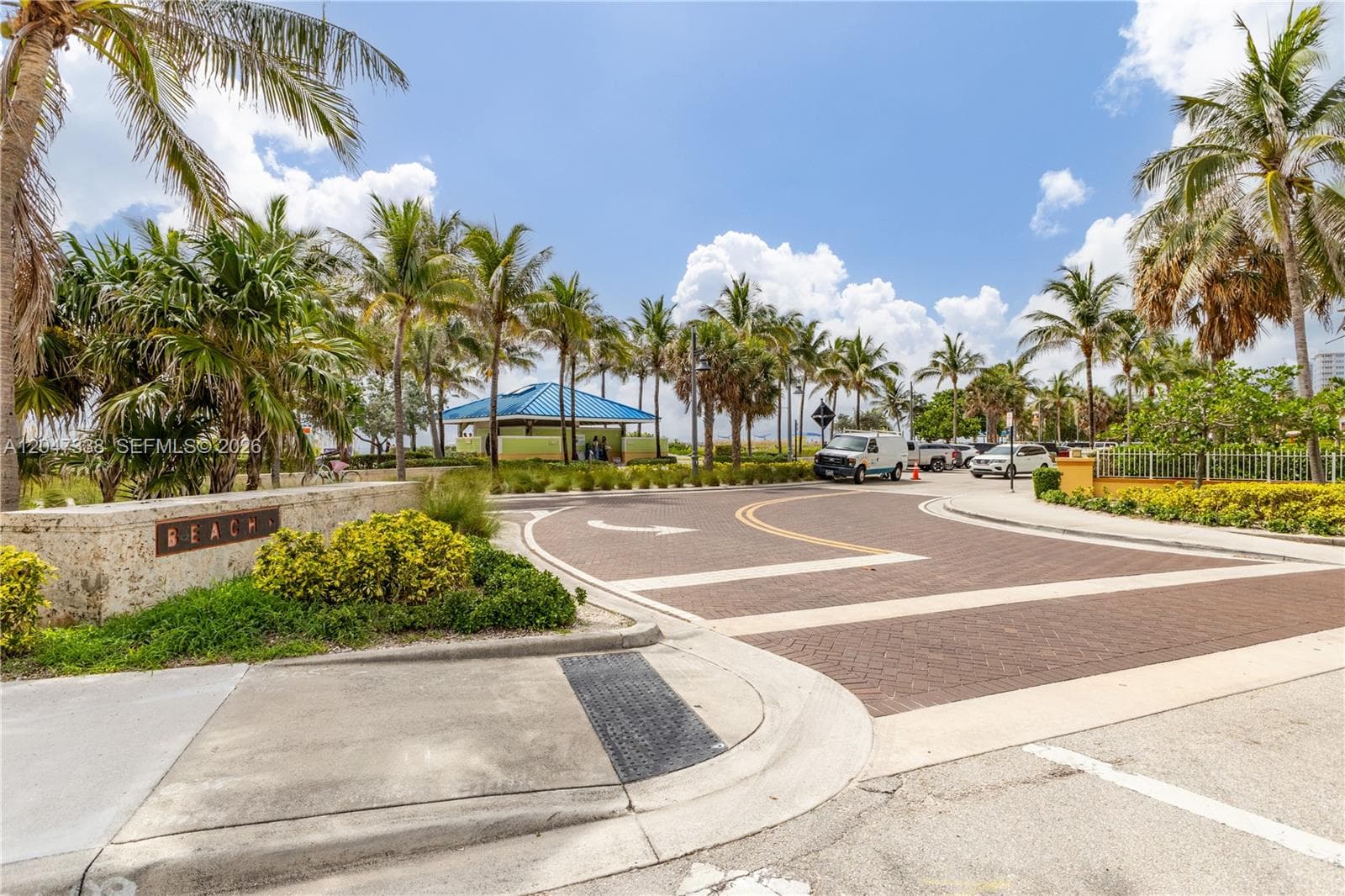 405 N Ocean Blvd 117 photo 24