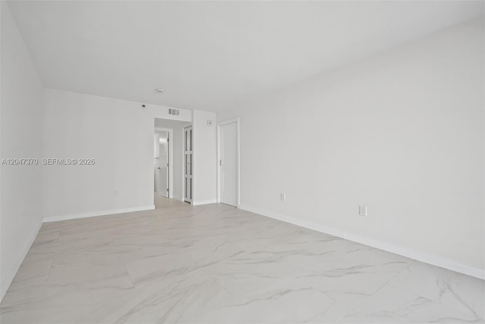 555 NE 15th St 23D photo 24