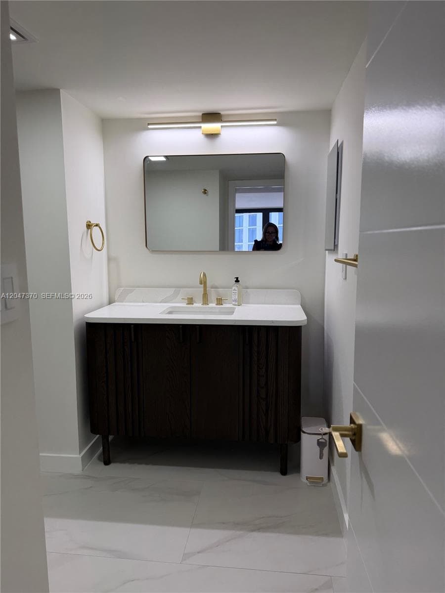 555 NE 15th St 23D photo 10