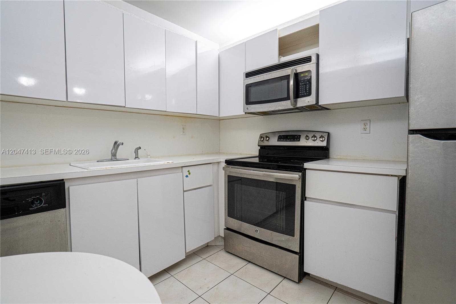 600 Three Islands Blvd 316 photo 2