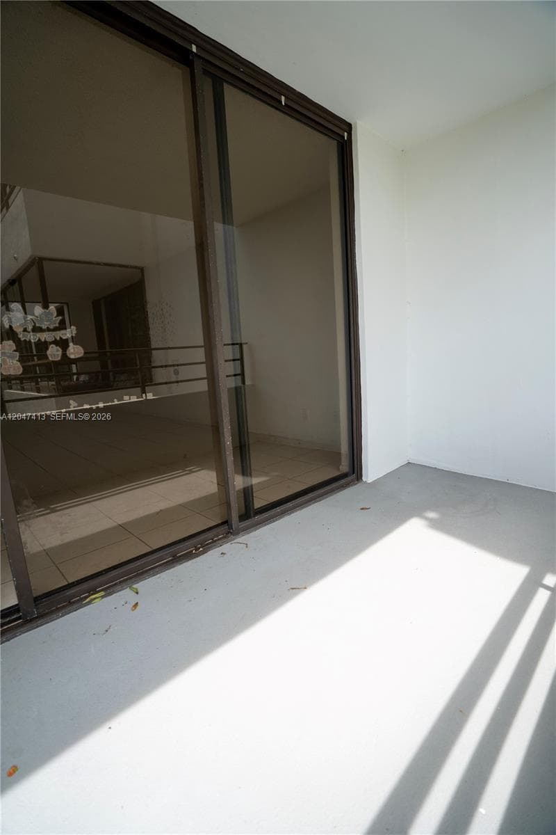 600 Three Islands Blvd 316 photo 17
