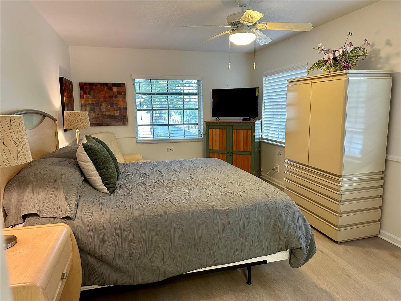 6449 Bay Club Drive 3 photo 13