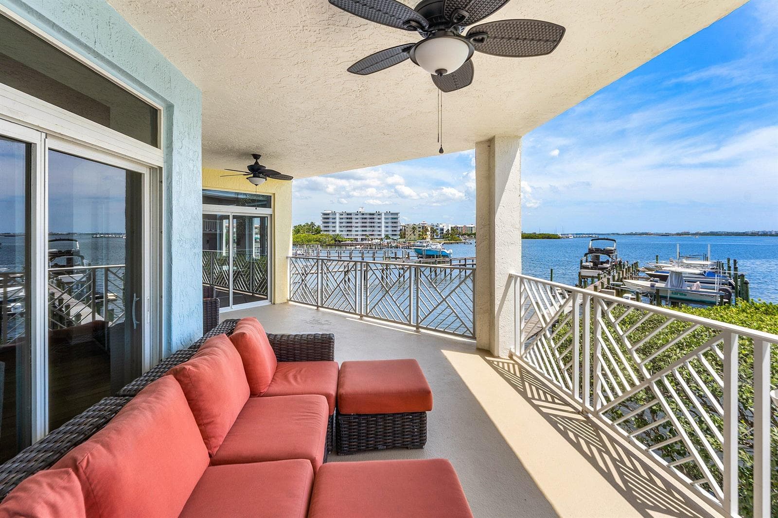 309 E Ocean Avenue 103 photo 9
