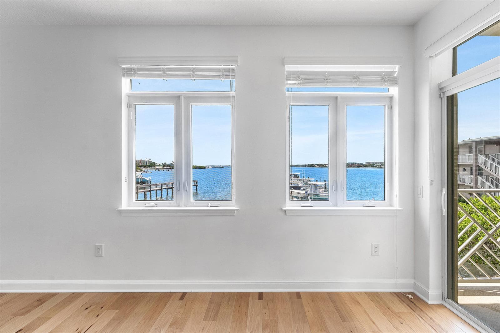 309 E Ocean Avenue 103 photo 24