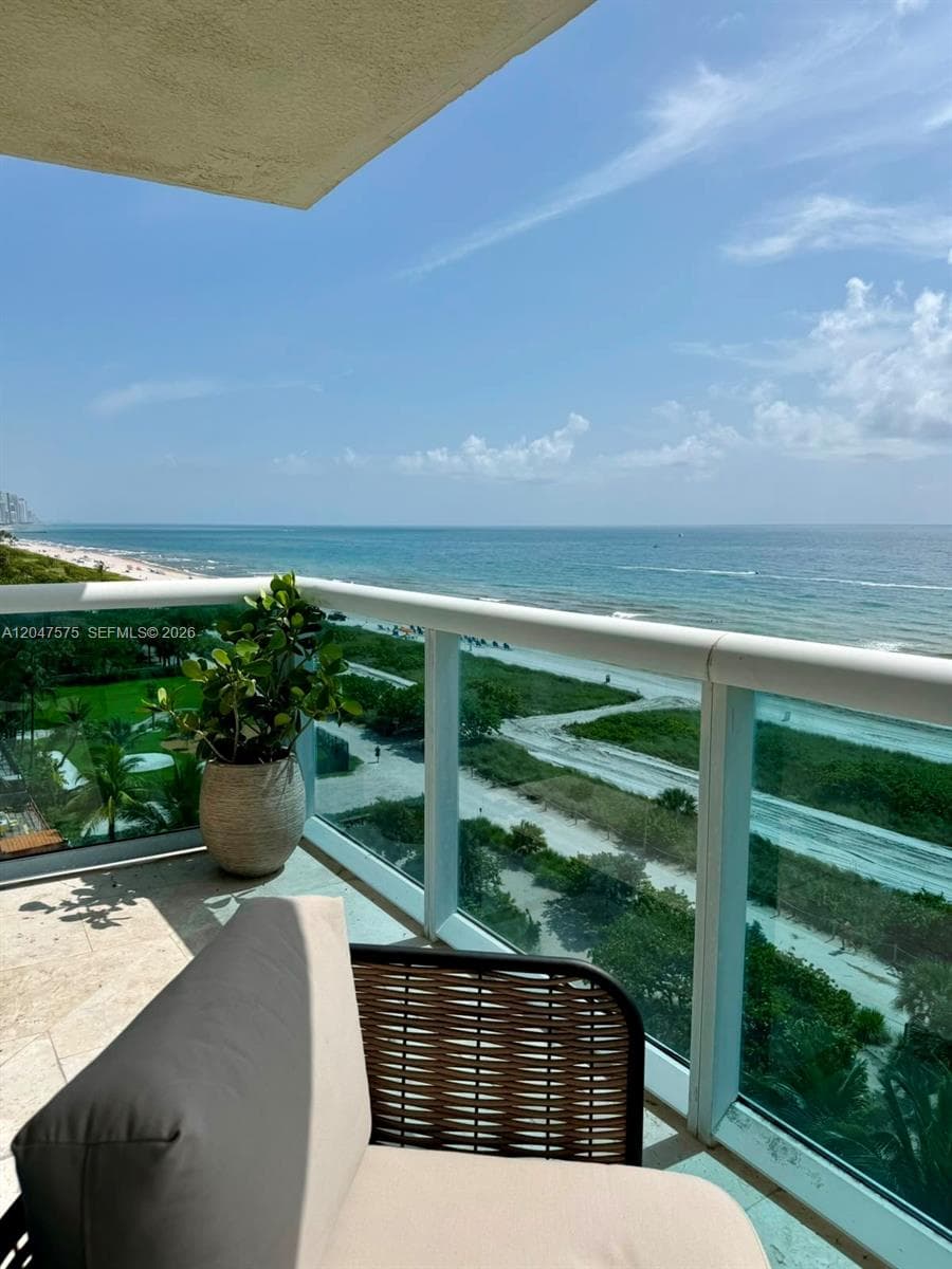 9201 Collins Ave 826 photo 16