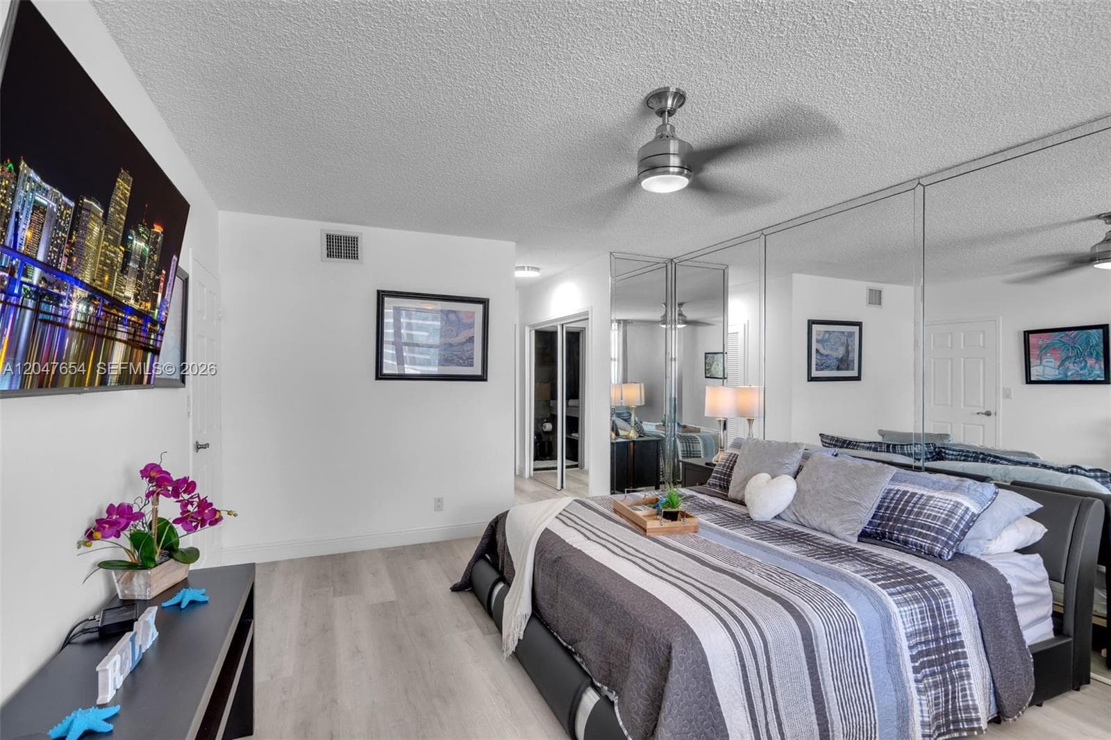 3725 S Ocean Dr PH03 photo 15