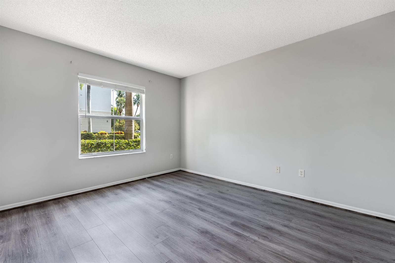 1106 Tuscany Way photo 8