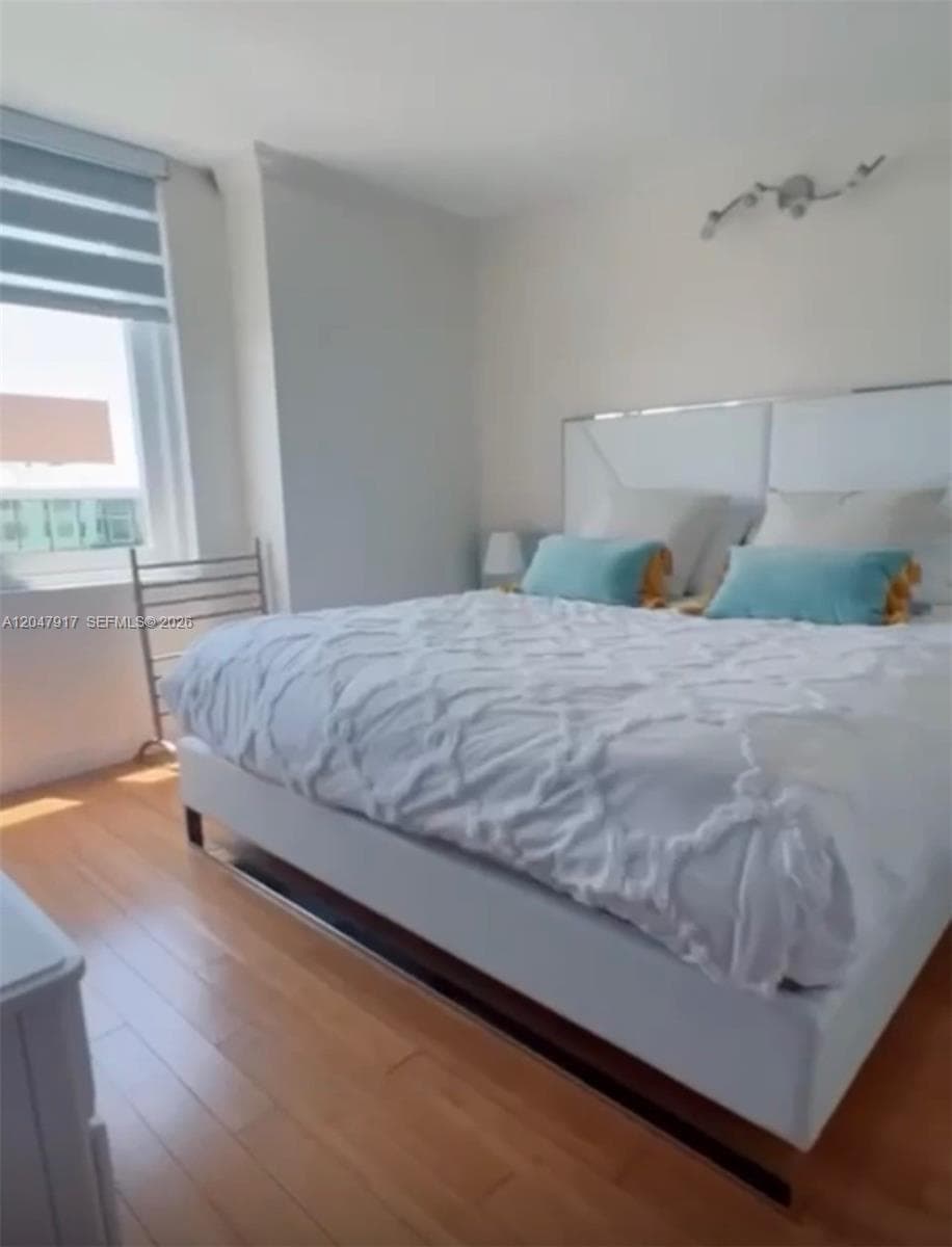 2301 Collins Ave 833 photo 14
