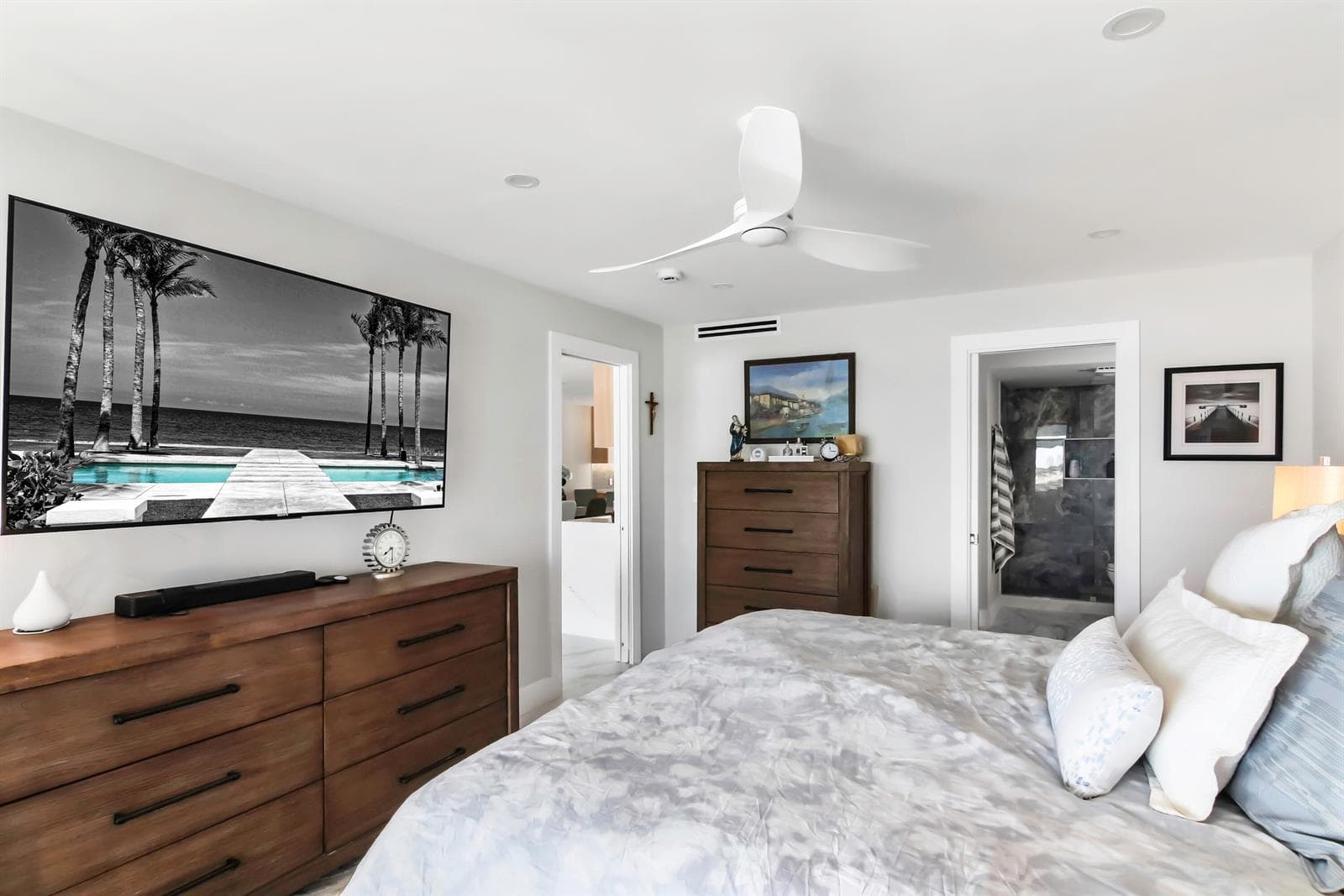 44 Yacht Club Drive 611 photo 12