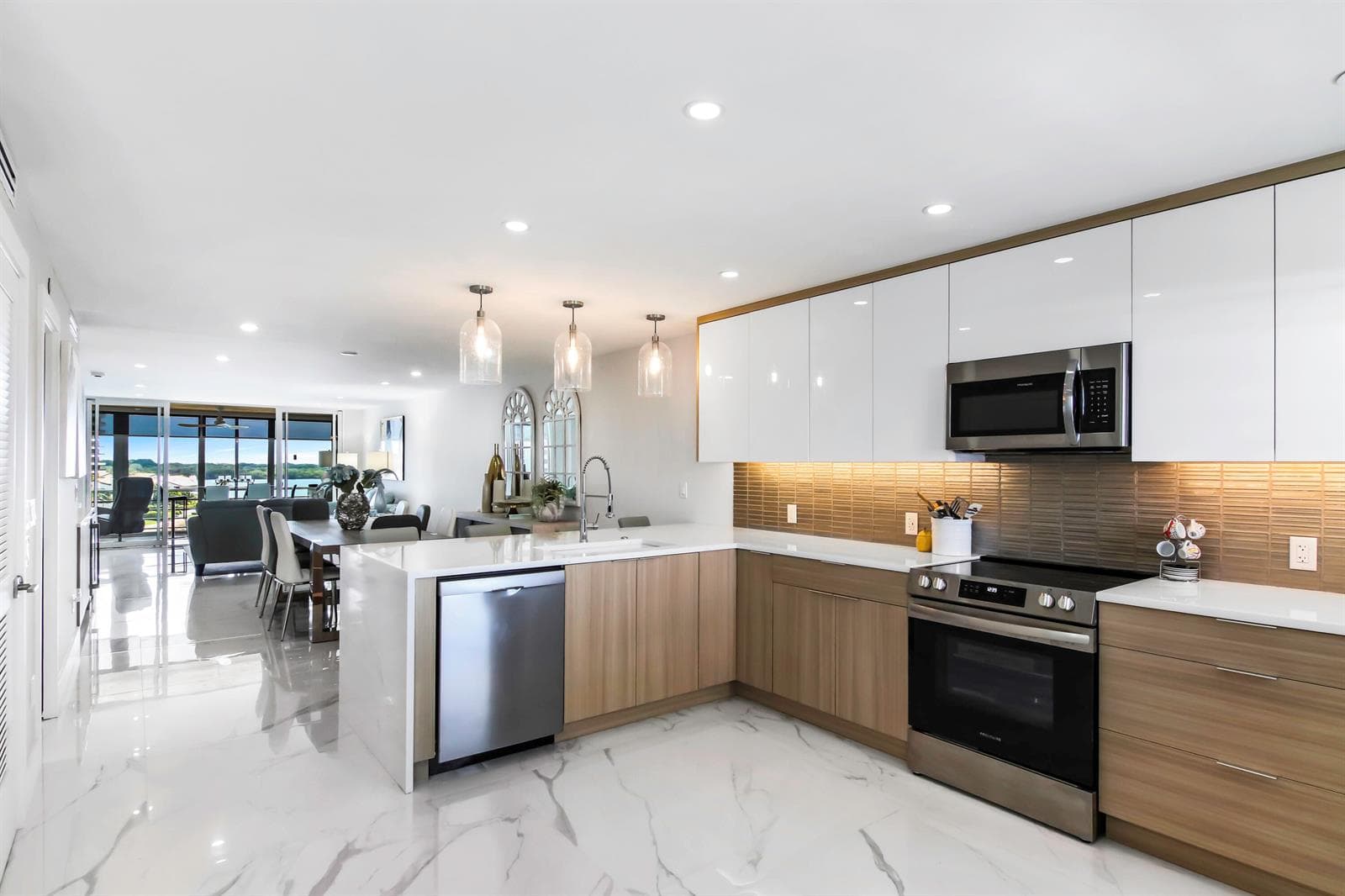 44 Yacht Club Drive 611 photo 1