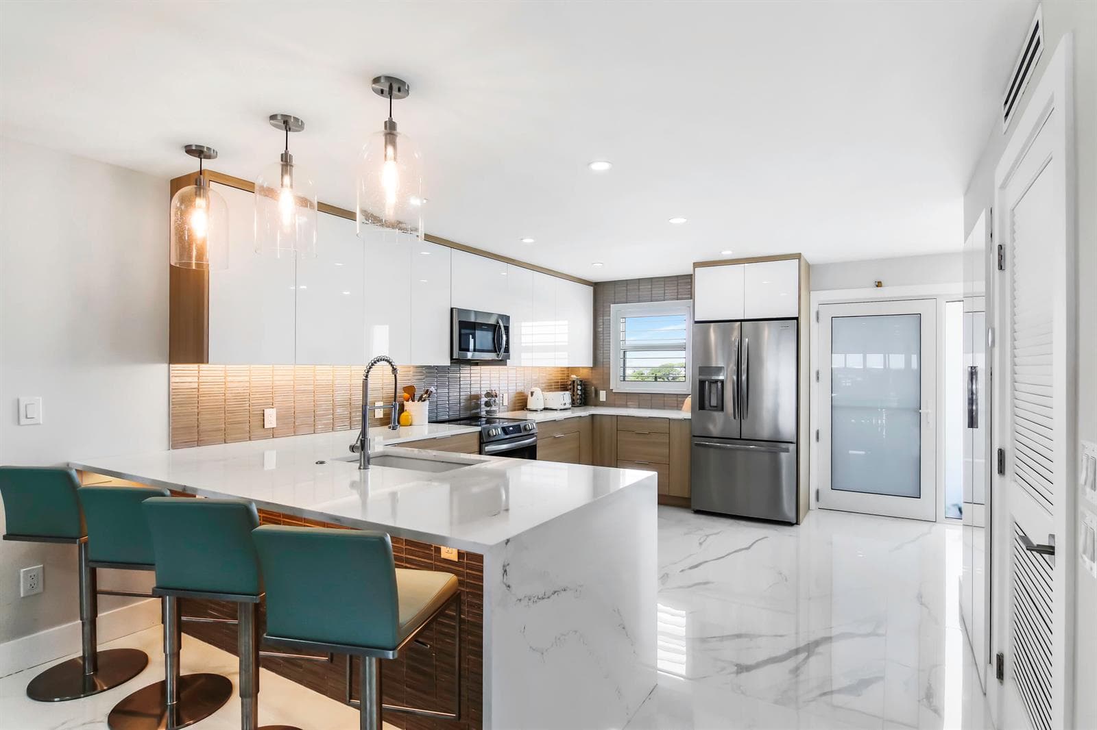 44 Yacht Club Drive 611 photo 5