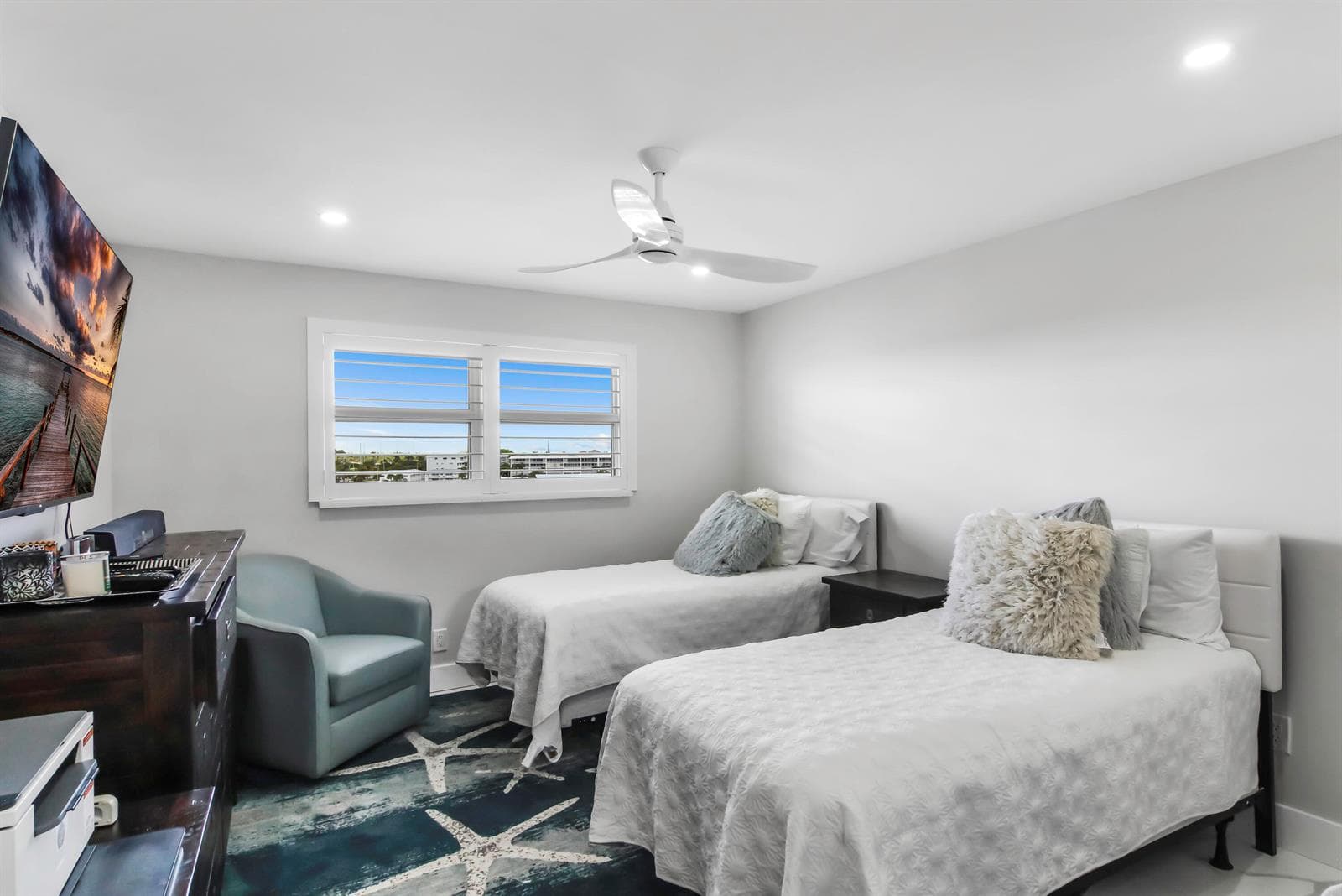 44 Yacht Club Drive 611 photo 18