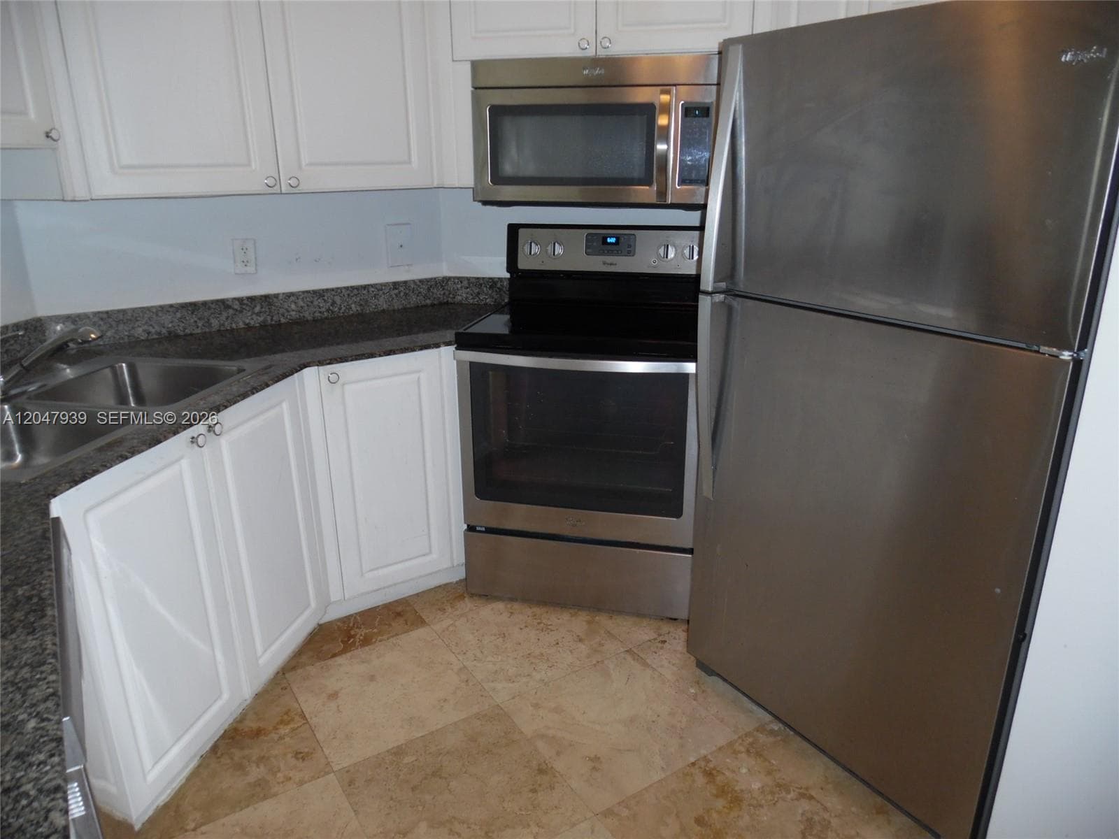 8911 Collins Ave 1102 photo 3