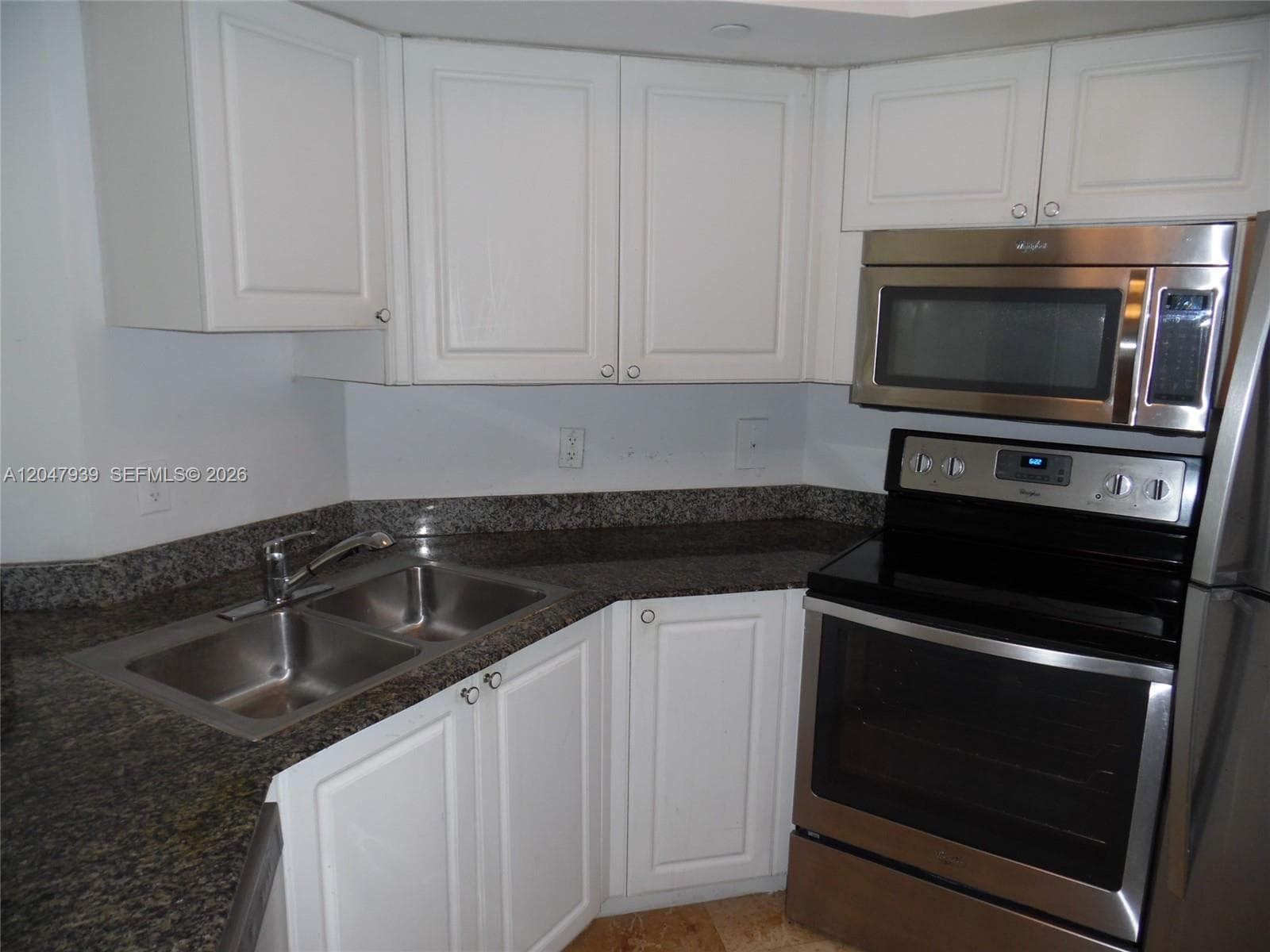 8911 Collins Ave 1102 photo 4