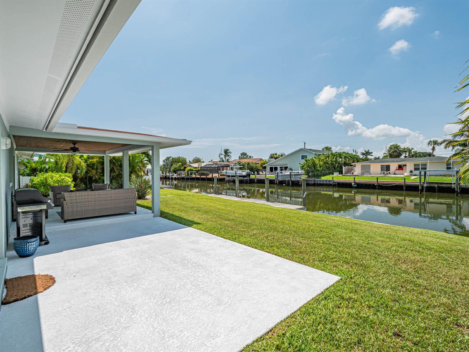 255 Marina Drive photo 5
