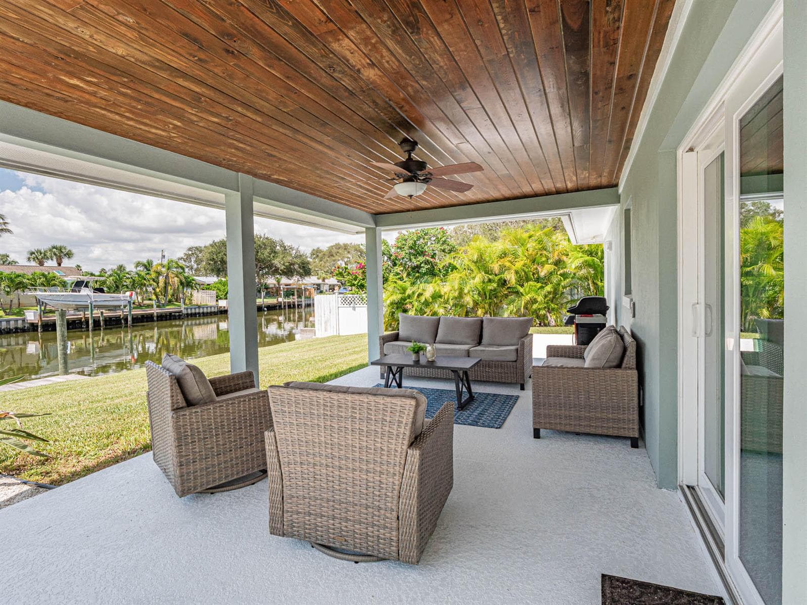 255 Marina Drive photo 19