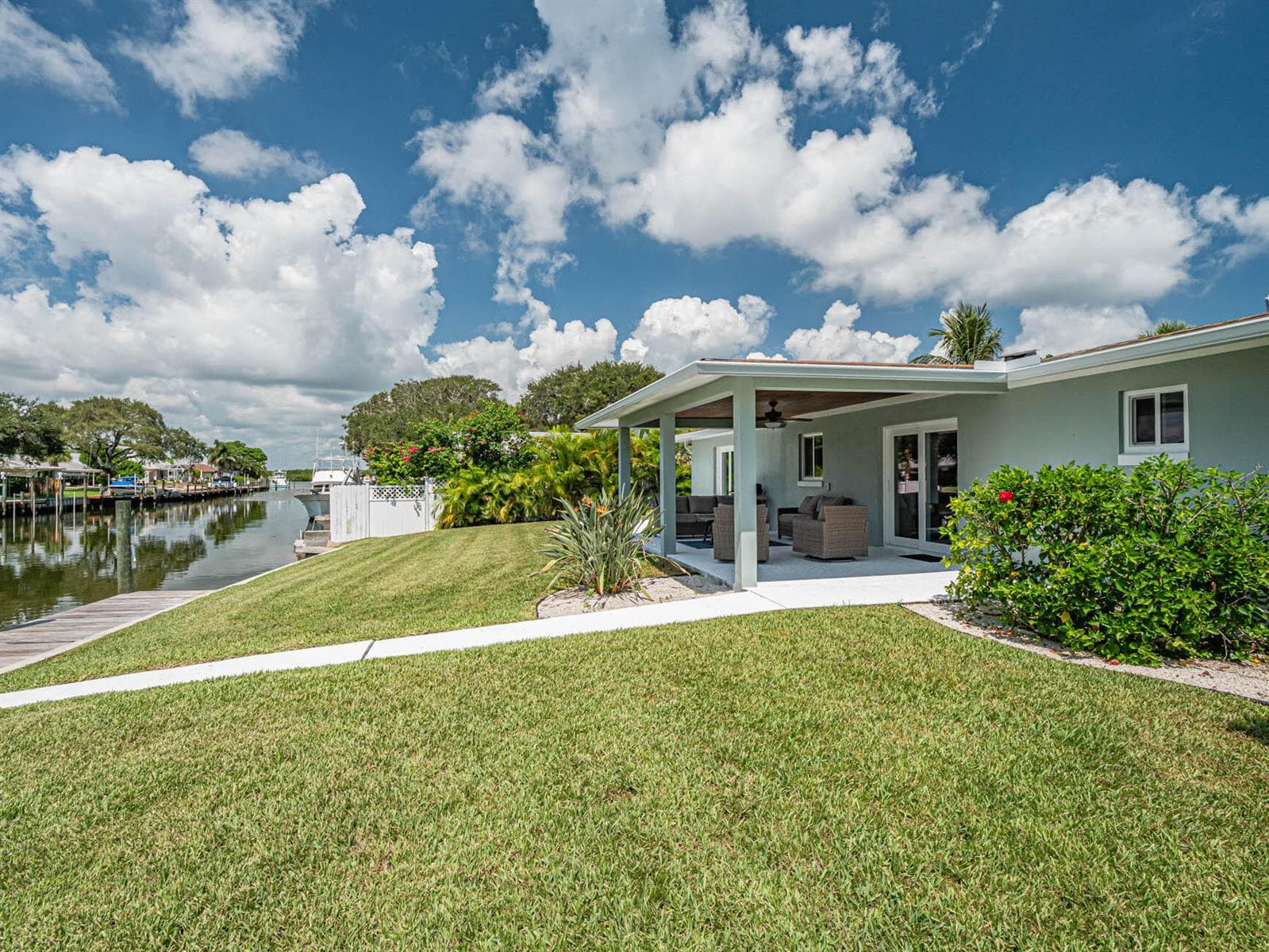 255 Marina Drive photo 25
