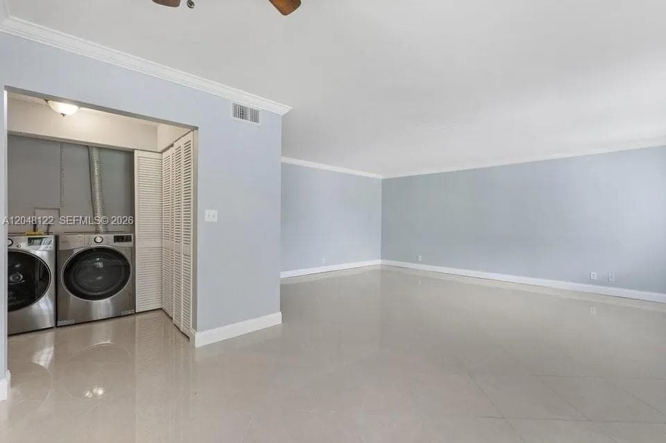 1400 NE 54th St 102 photo 8