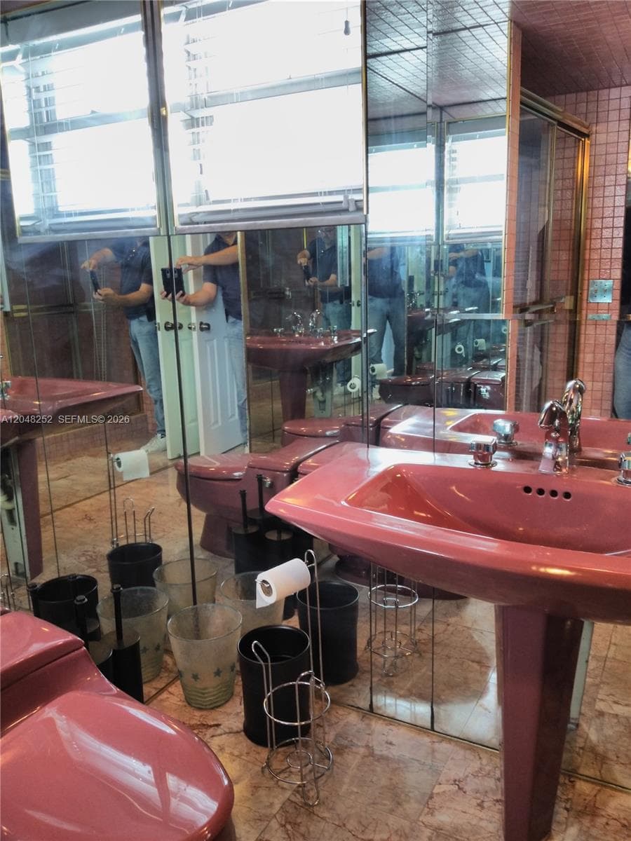 2101 S Ocean Dr 2001 photo 22