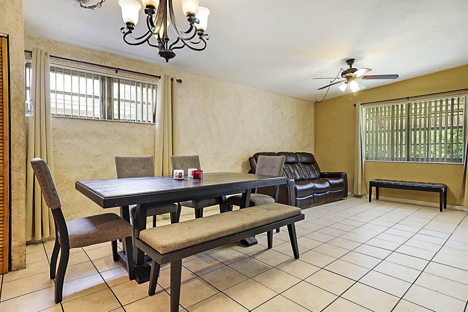 764 Camellia Drive photo 11