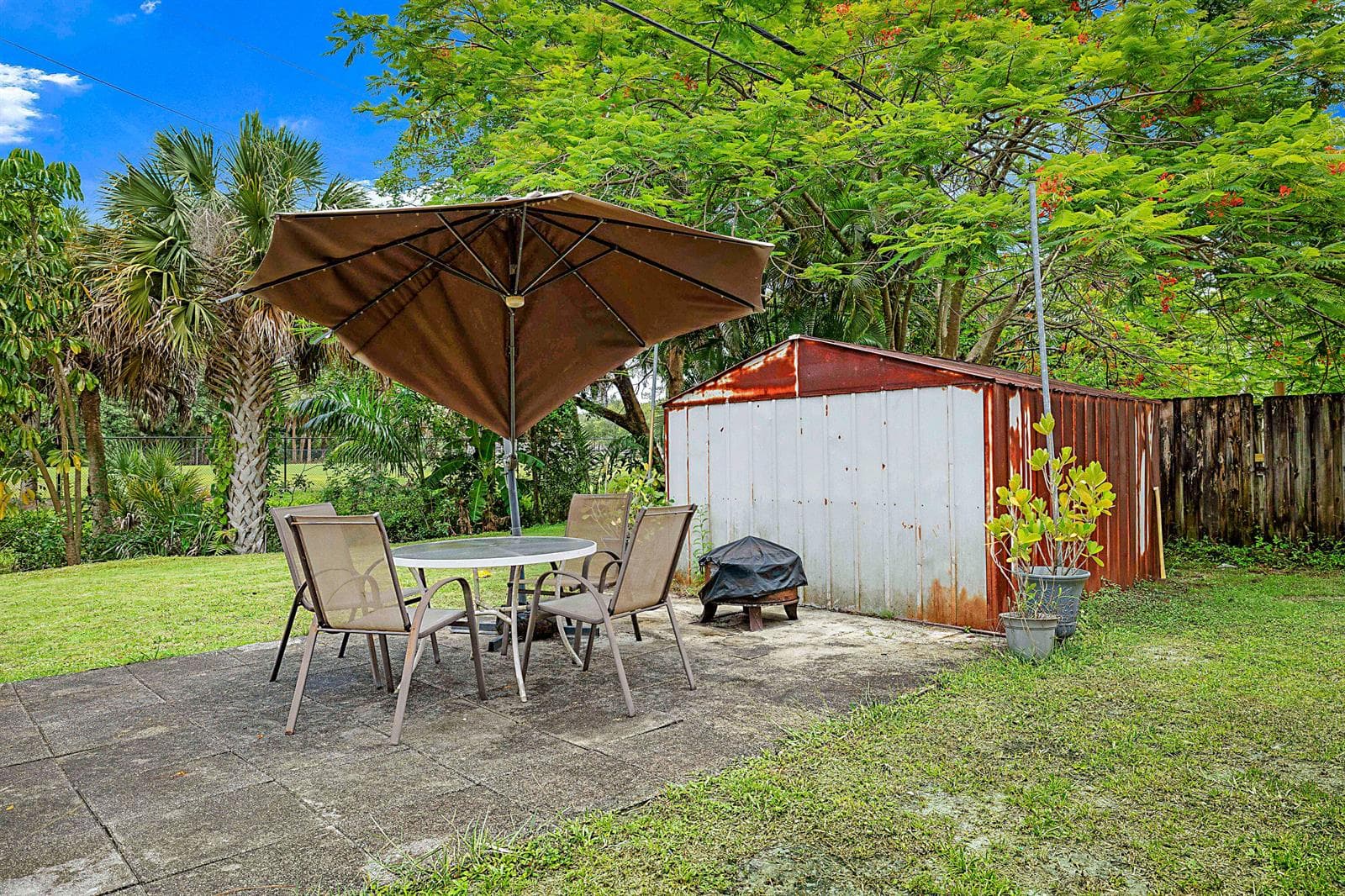 764 Camellia Drive photo 25