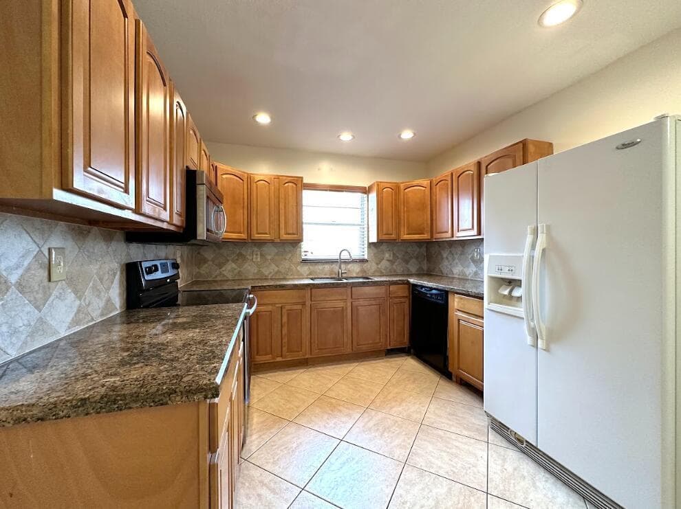 1292 Essex Drive photo 12